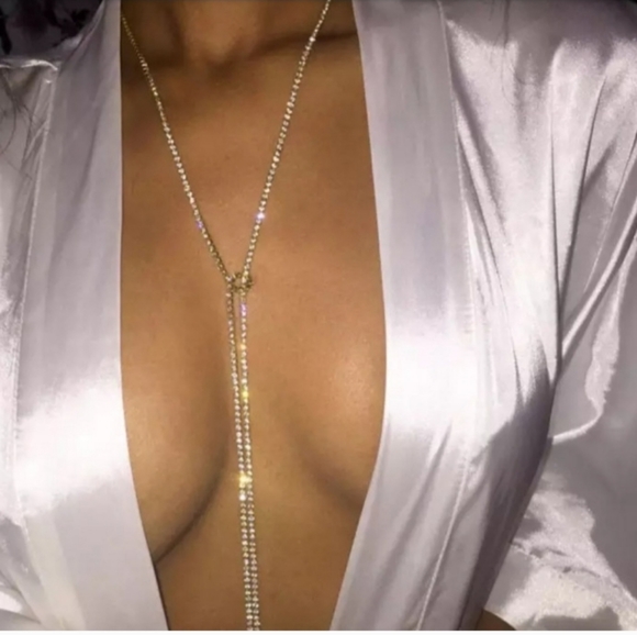 🎀Stunning 5ft. Rhinestone Body Chain - Picture 8 of 8